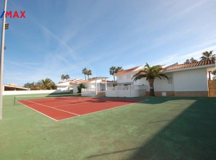 snimek-obrazovky-2024-12-11-v-13-27-41.png | Prodej - dům/vila, 250 m²