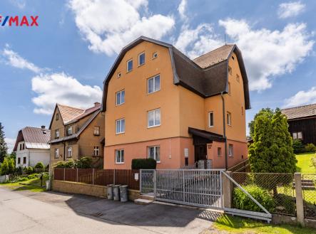 Prodej - dům/vila, 328 m²