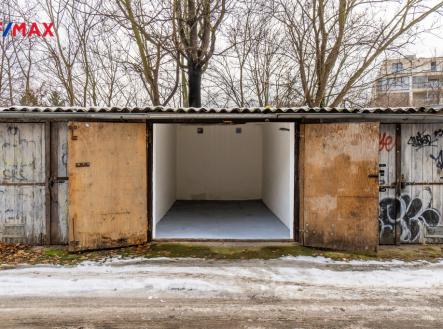 radimova-08.jpg | Prodej - malý objekt/garáž