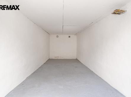 radimova-03.jpg | Prodej - malý objekt/garáž