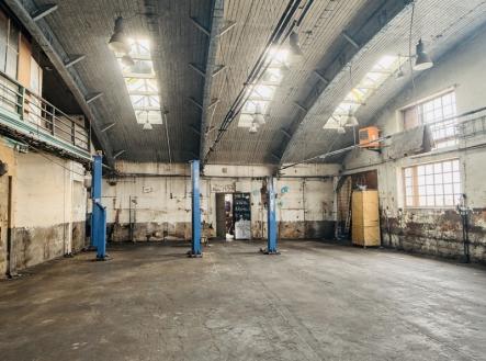 27c1cd1a-8e88-4207-bf41-04f1e2214286-kopie.jpg | Pronájem - obchodní prostor, 500 m²