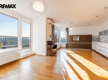 Pronájem bytu, 4+kk, 211 m² obrázek