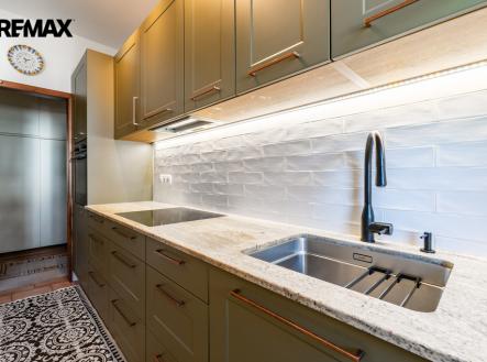 002-hvozdnice-14.jpg | Prodej bytu, 3+1, 83 m²