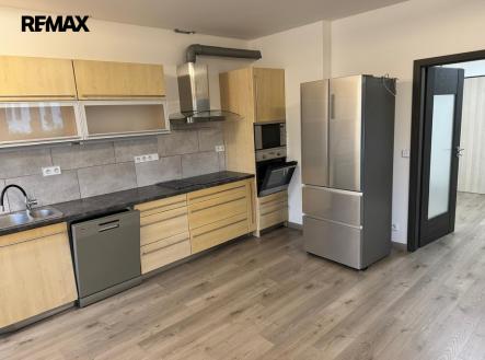 3c3de386-6df7-434e-98f8-aab622b14e37.jpg | Pronájem bytu, 2+kk, 46 m²