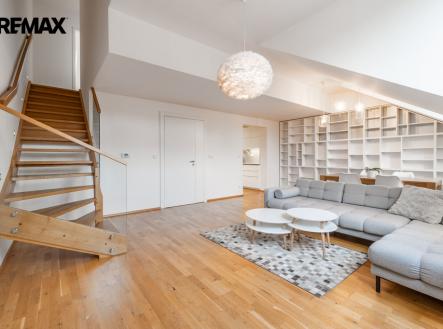 nad-z-a0v-d8rkou-17.jpg | Pronájem bytu, 4+kk, 120 m²