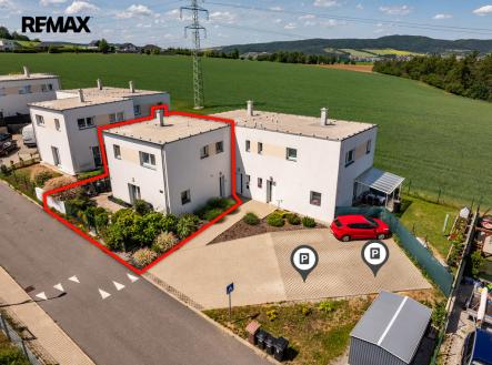 na-vinohradech-1-ohraniceni-parkovani.jpg | Prodej bytu, 4+kk, 95 m²
