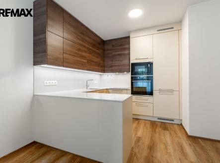 nurmiho-6-retus.jpg | Pronájem bytu, 3+kk, 73 m²