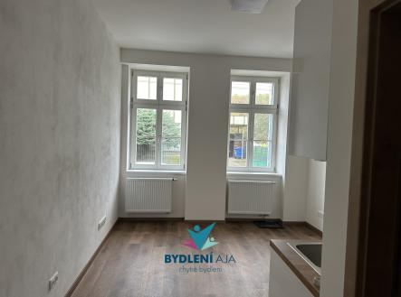 2KK ob | Pronájem bytu, 2+kk, 37 m²