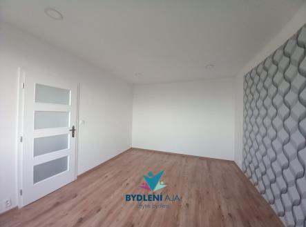 9ADC9326-2290-4F00-8390-47B554BD4BB0 | Pronájem bytu, 1+1, 35 m²