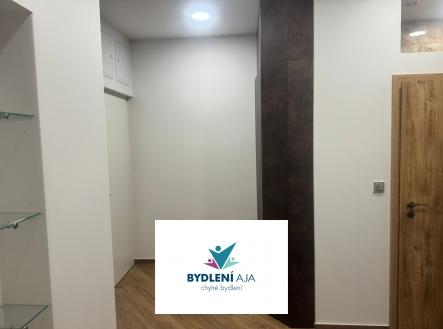 Pronájem bytu, 2+1, 51 m² obrázek