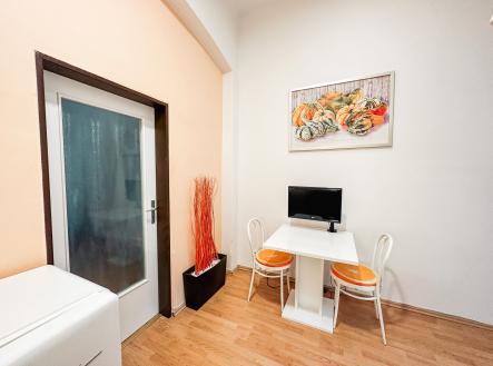 Pronájem bytu, 1+1, 30 m²