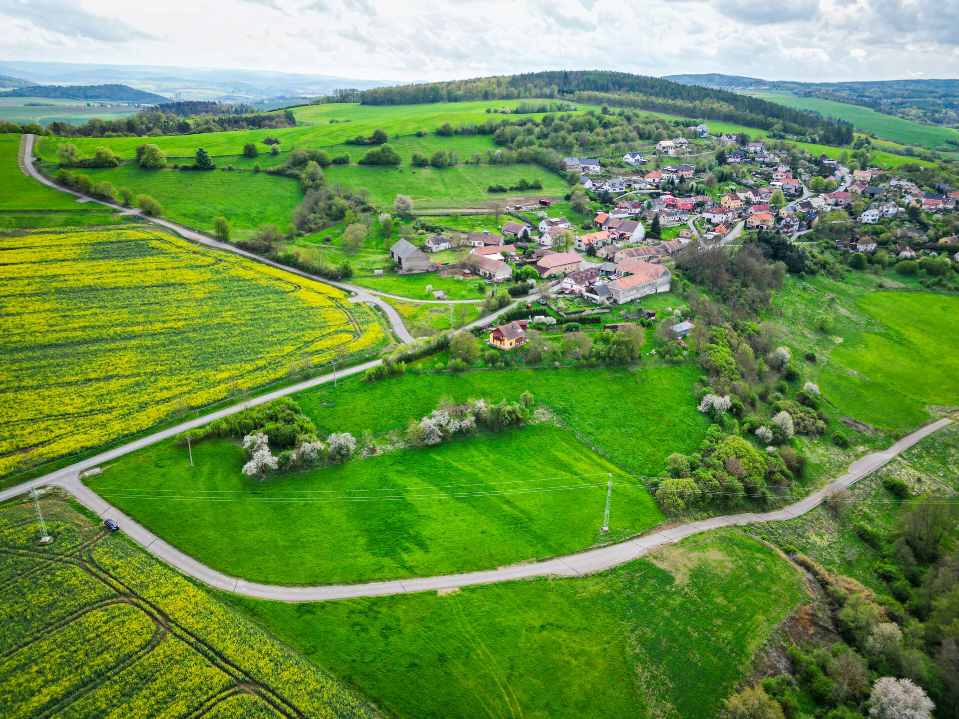 Prodej unikátního pozemku vč. inženýrských sítí, 832 m², Trubská, U dibřího potoka, Beroun