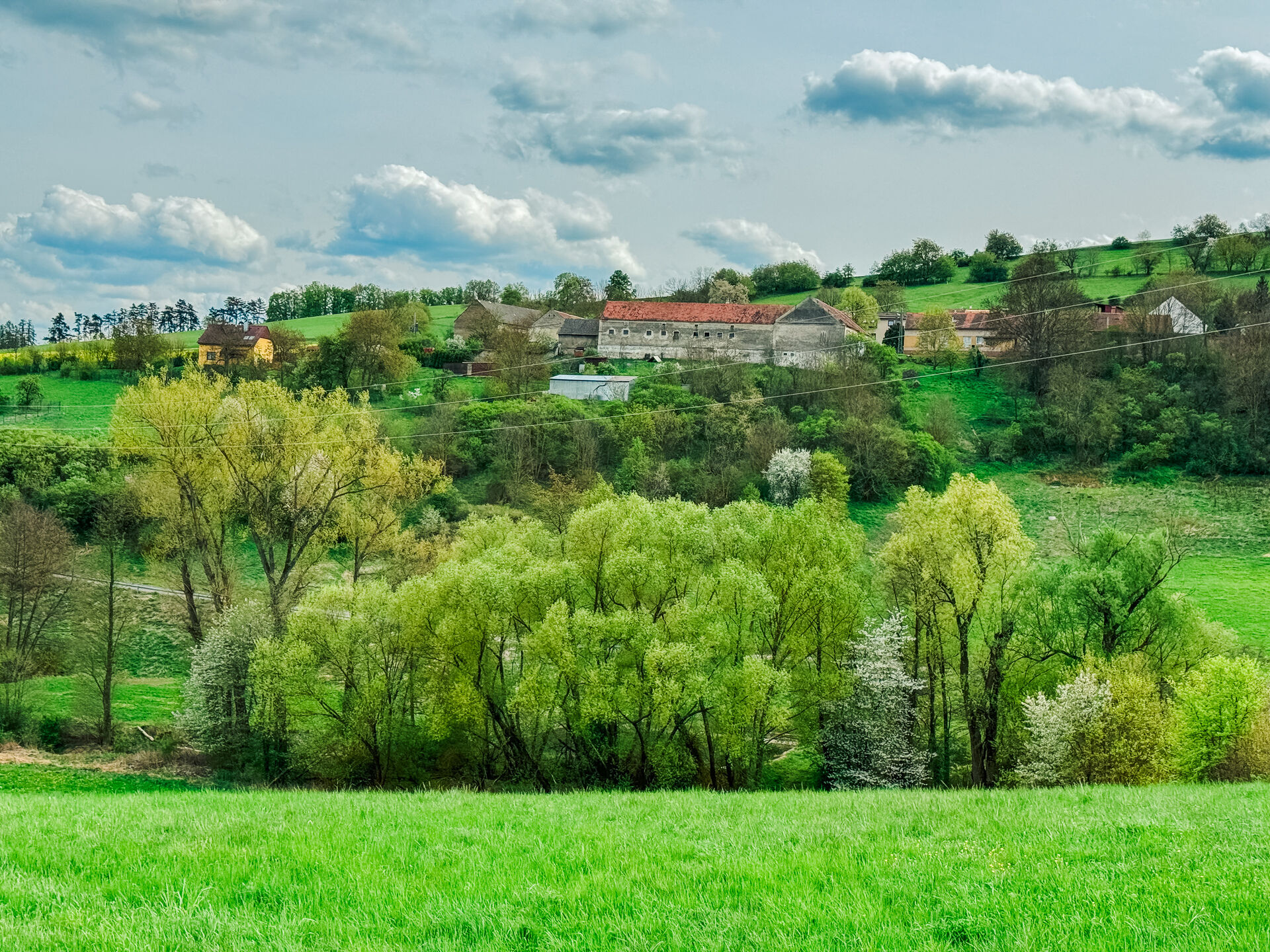 Prodej jedinečného pozemku vč. inženýrských sítí, 959 m², Trubská, U dibřího potoka, Beroun