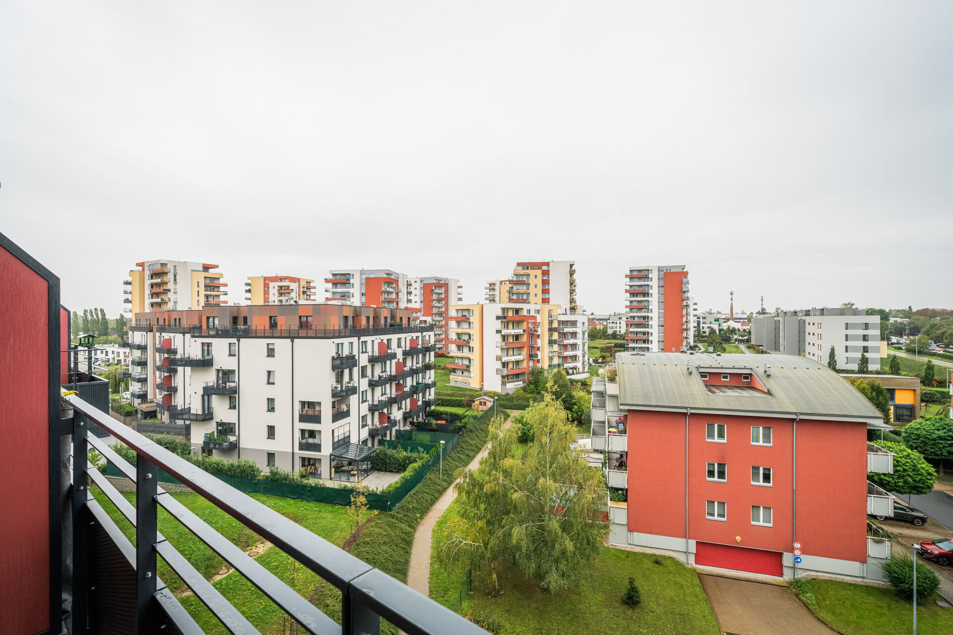 Pronájem bytu 3kk/T/B, 70 m², se sklepem a parkováním, ul. Škrábkových, Praha-Letňany