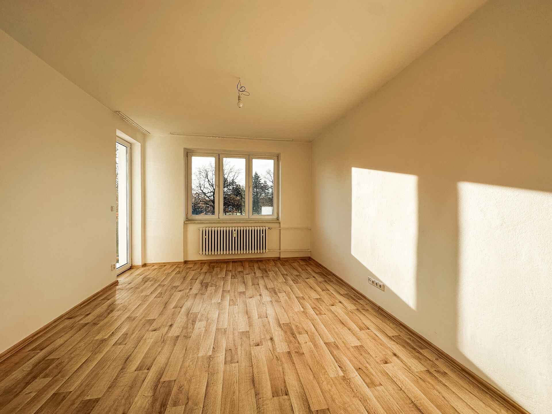 Pronájem bytu 3+1/B, 66 m², ul. Smetanova, Šťáhlavy