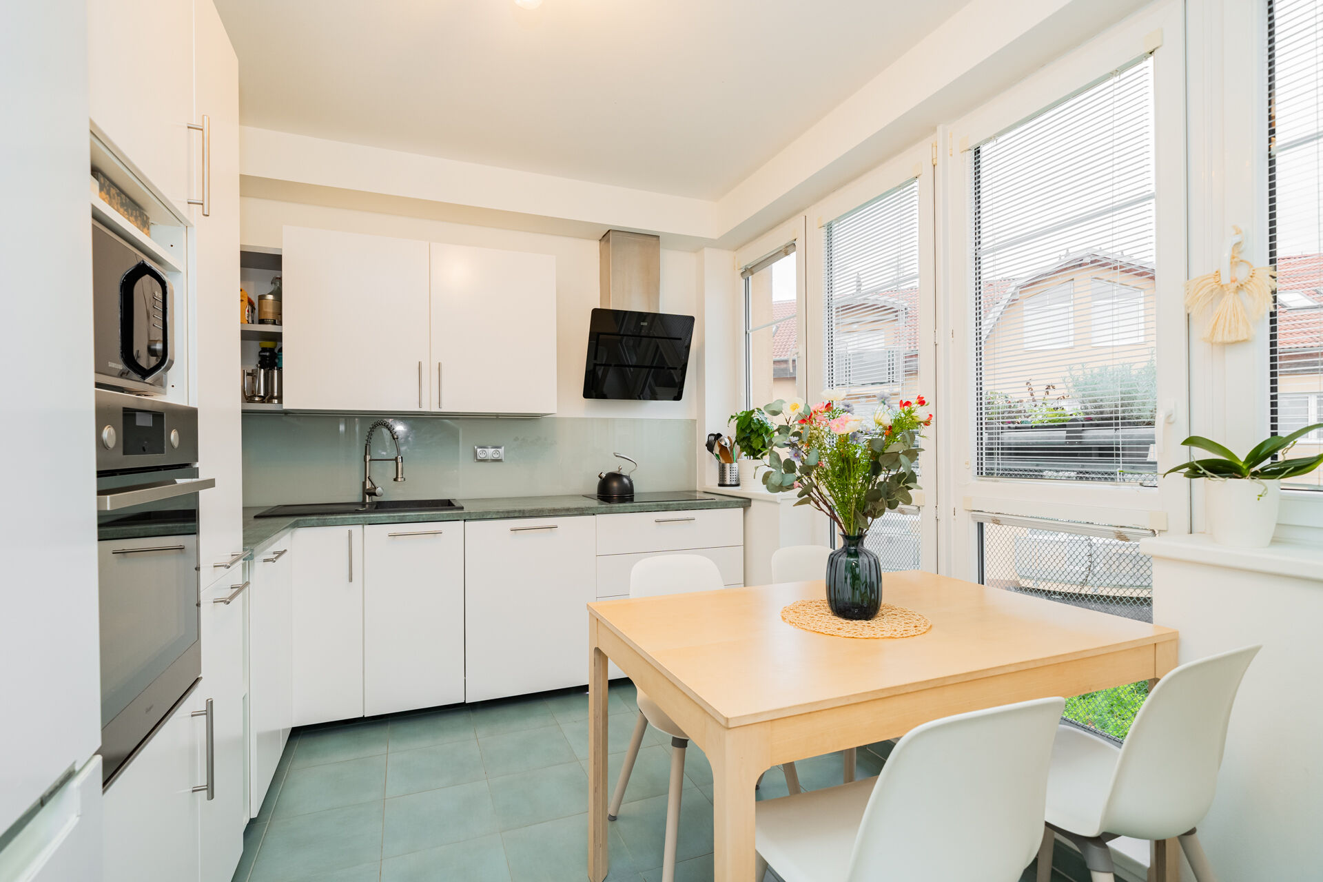 Prodej bytu 4+1, 91 m2, s balkonem, ulice Nové Haltýře, Přezletice