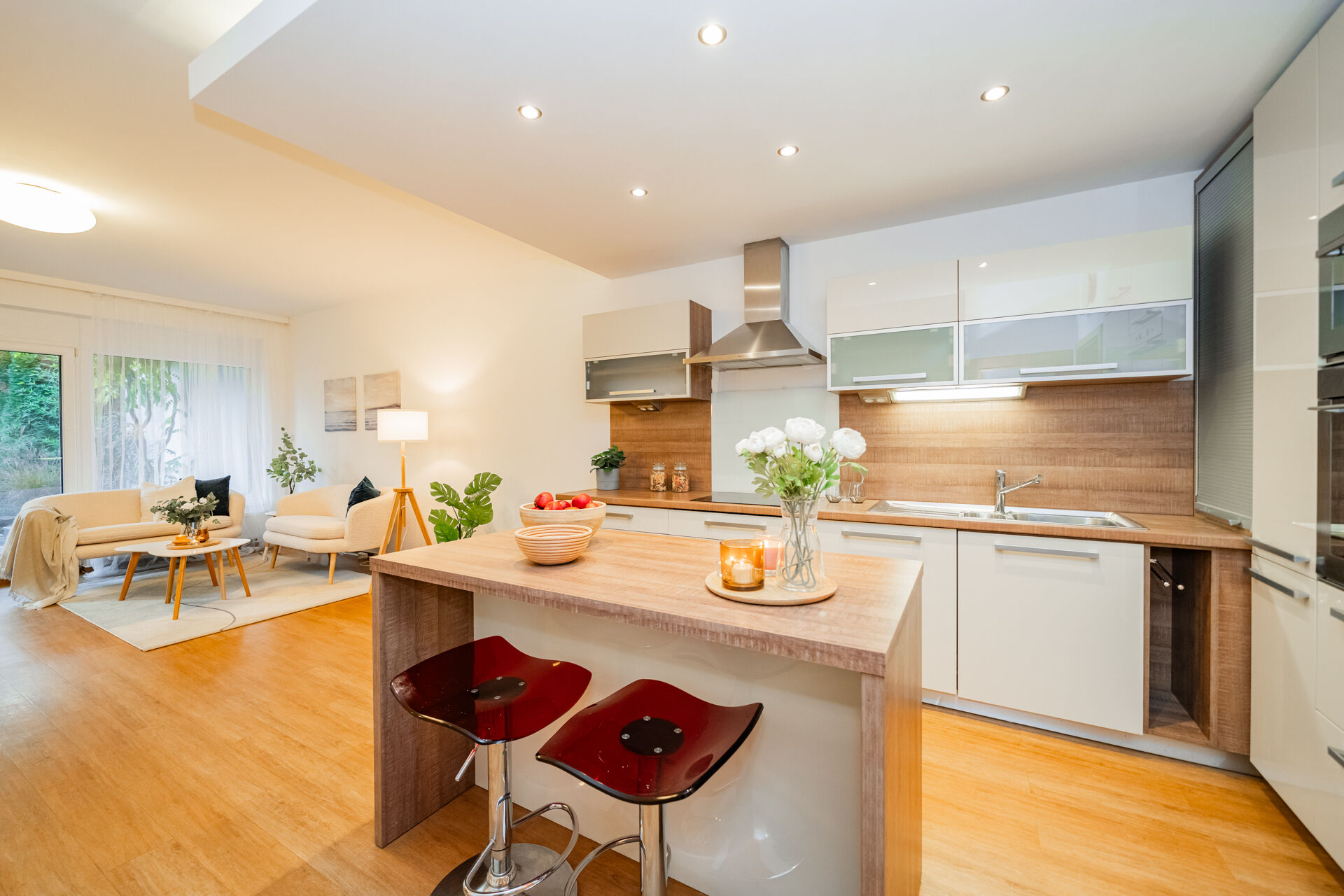 Kuchyně s obývacím pokojem