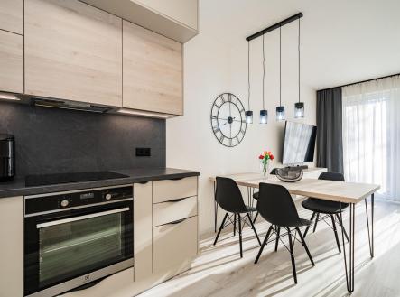 Pronájem bytu, 2+kk, 60 m²