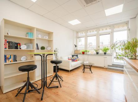 odpočinková místnost | Pronájem - kanceláře, 21 m²