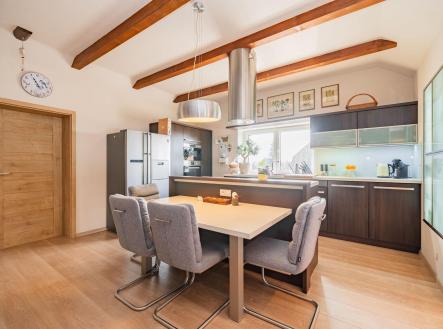 Prodej bytu, 4+1, 146 m²