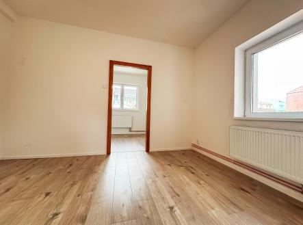 Pronájem - kanceláře, 40 m²