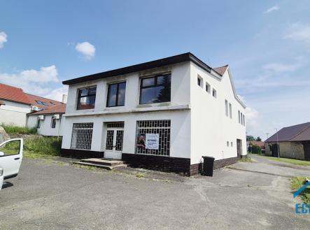 fotonahledzparkoviste.jpg | Prodej - hotel, 1 080 m²