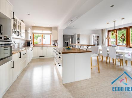 7.jpg | Prodej - dům/vila, 250 m²