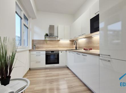 20250531-161208-1.jpg | Prodej bytu, 3+1, 77 m²