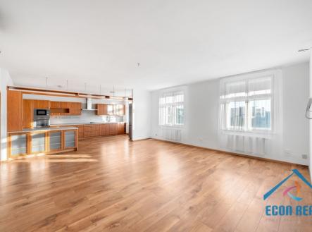 Pronájem bytu, 4+kk, 128 m² obrázek
