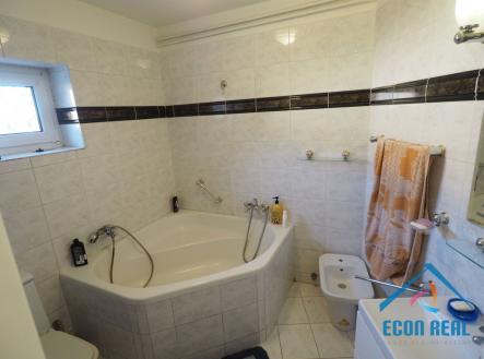 koupelna | Pronájem bytu, jiný, 13 m²