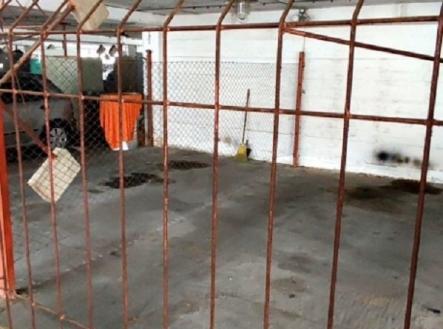 IMG3_20220918_160511 (461x1024) | Prodej - malý objekt/garáž