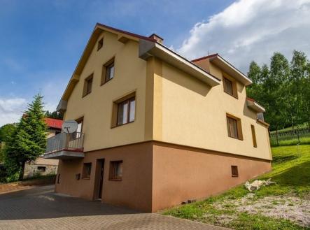 Prodej - dům/vila, 246 m²