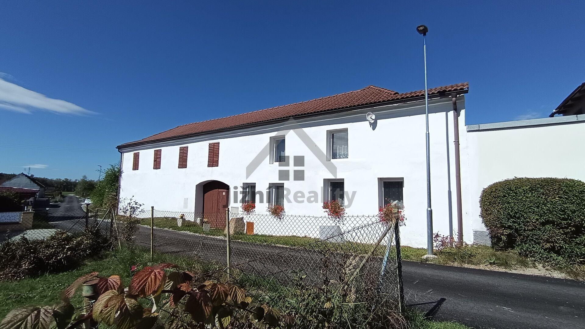 Nádherný RD 5+kk, stodola, Rejta u Trhových Svinu