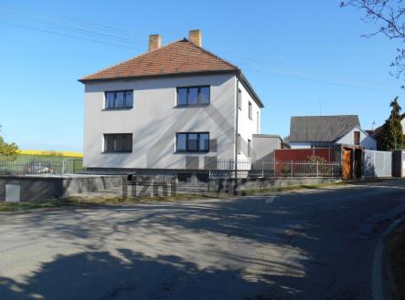 Prodej - dům/vila, 500 m²