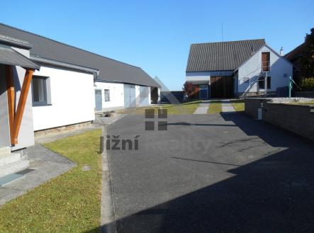 Prodej - dům/vila, 500 m²