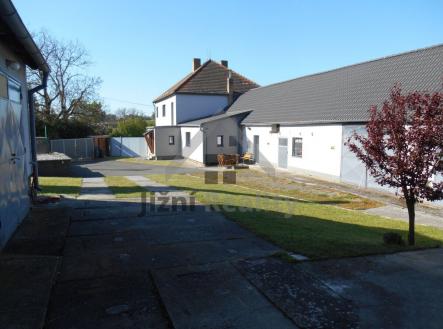 Prodej - dům/vila, 500 m²