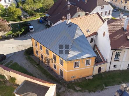 Prodej - dům/vila, 198 m²