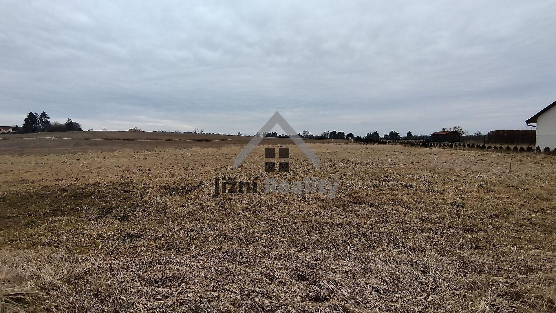 Stavební parcela 1.158 m2 v obci Vlastce