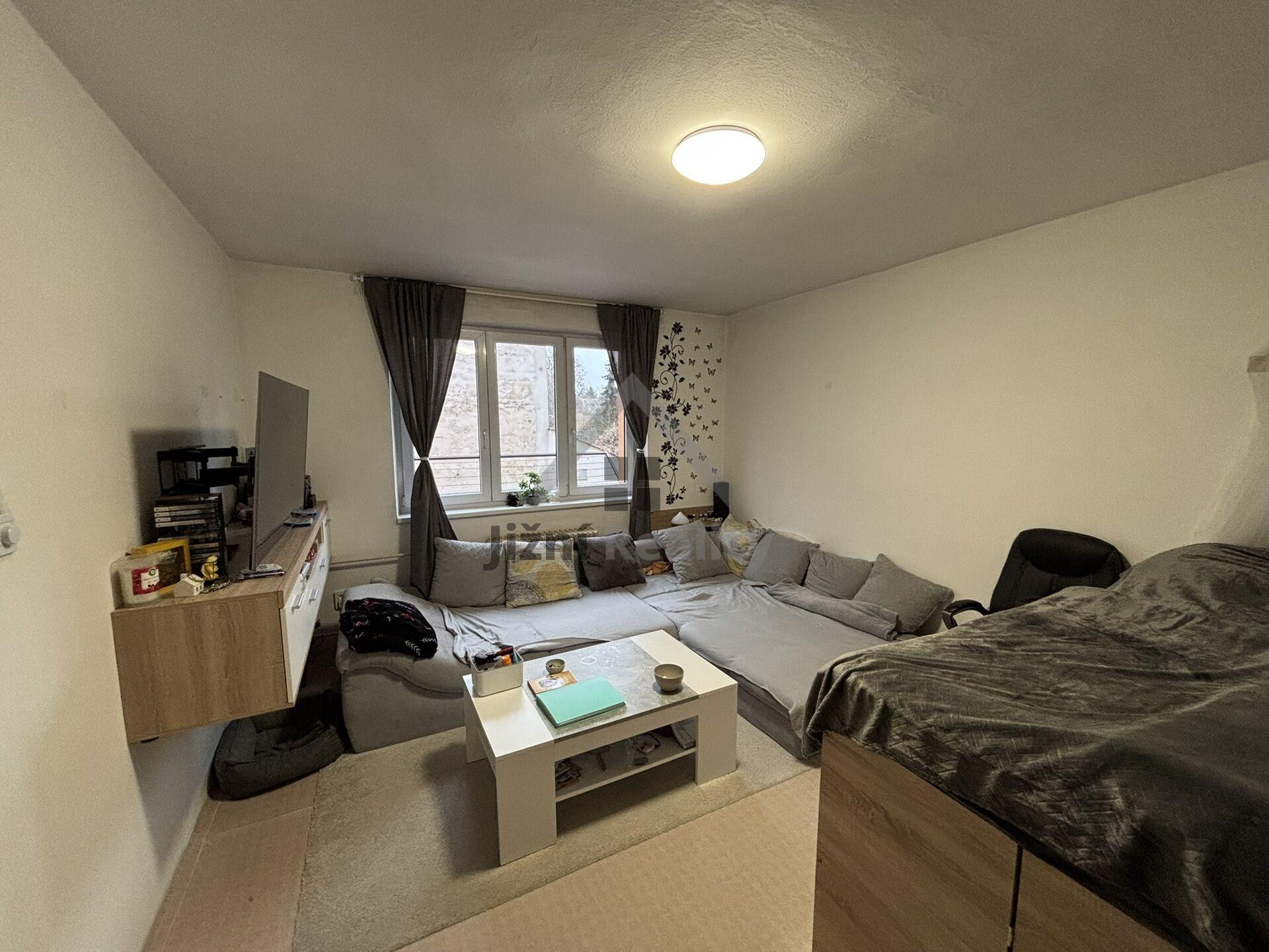 Byt 2+1, 2 patro, 51m2, Trhové Sviny