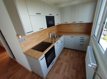 Prodej bytu, 3+1, 61 m²