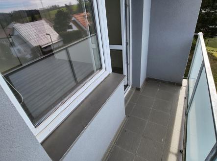 balkón s balkón | Pronájem bytu, 3+1, 74 m²