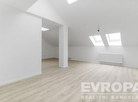 . | Prodej bytu, 2+kk, 66 m²