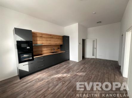 . | Pronájem bytu, 2+kk, 43 m²