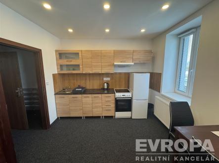 . | Pronájem bytu, 1+kk, 35 m²