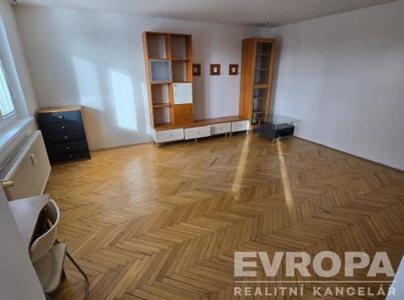 . | Pronájem bytu, 2+1, 62 m²