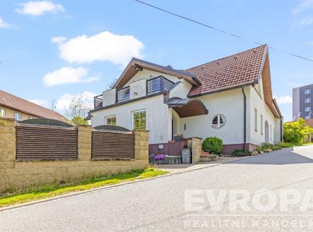 Prodej - dům/vila, 375 m² obrázek