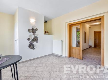. | Prodej - dům/vila, 375 m²
