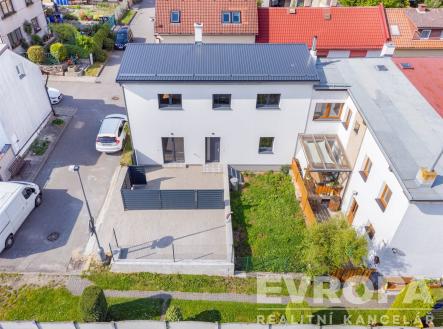 Prodej - dům/vila, 104 m² obrázek