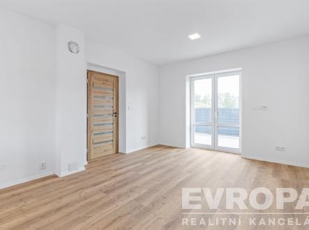 . | Prodej - dům/vila, 104 m²