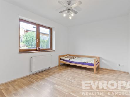 . | Prodej - dům/vila, 121 m²